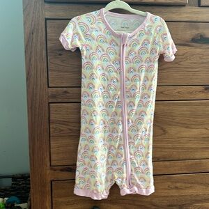 Little sleepies play